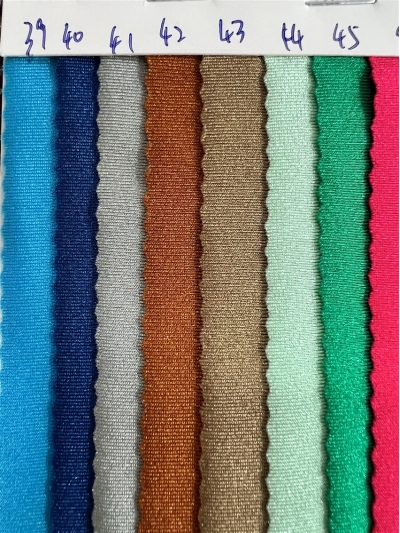 DG-BT recycled nylon glossy Lycra Composition: 82% recycled nylon 18% spandex Weight: 180g/㎡ Width: 150CM detail view-2